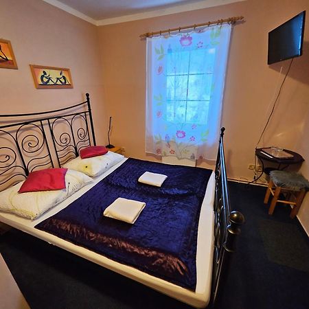 Hotel Saentis Komorní Lhotka Εξωτερικό φωτογραφία