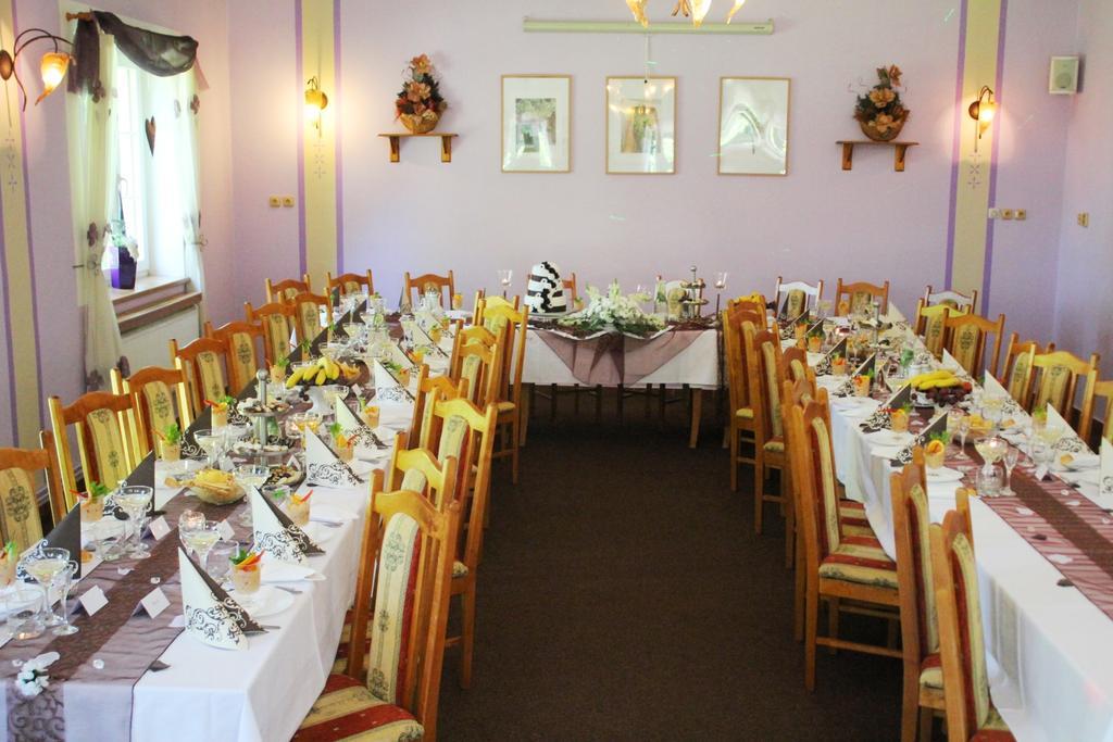 Hotel Saentis Komorní Lhotka Εξωτερικό φωτογραφία